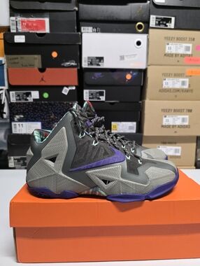 Nike LeBron 11 'Terracotta Warrior' - Sz 8.5